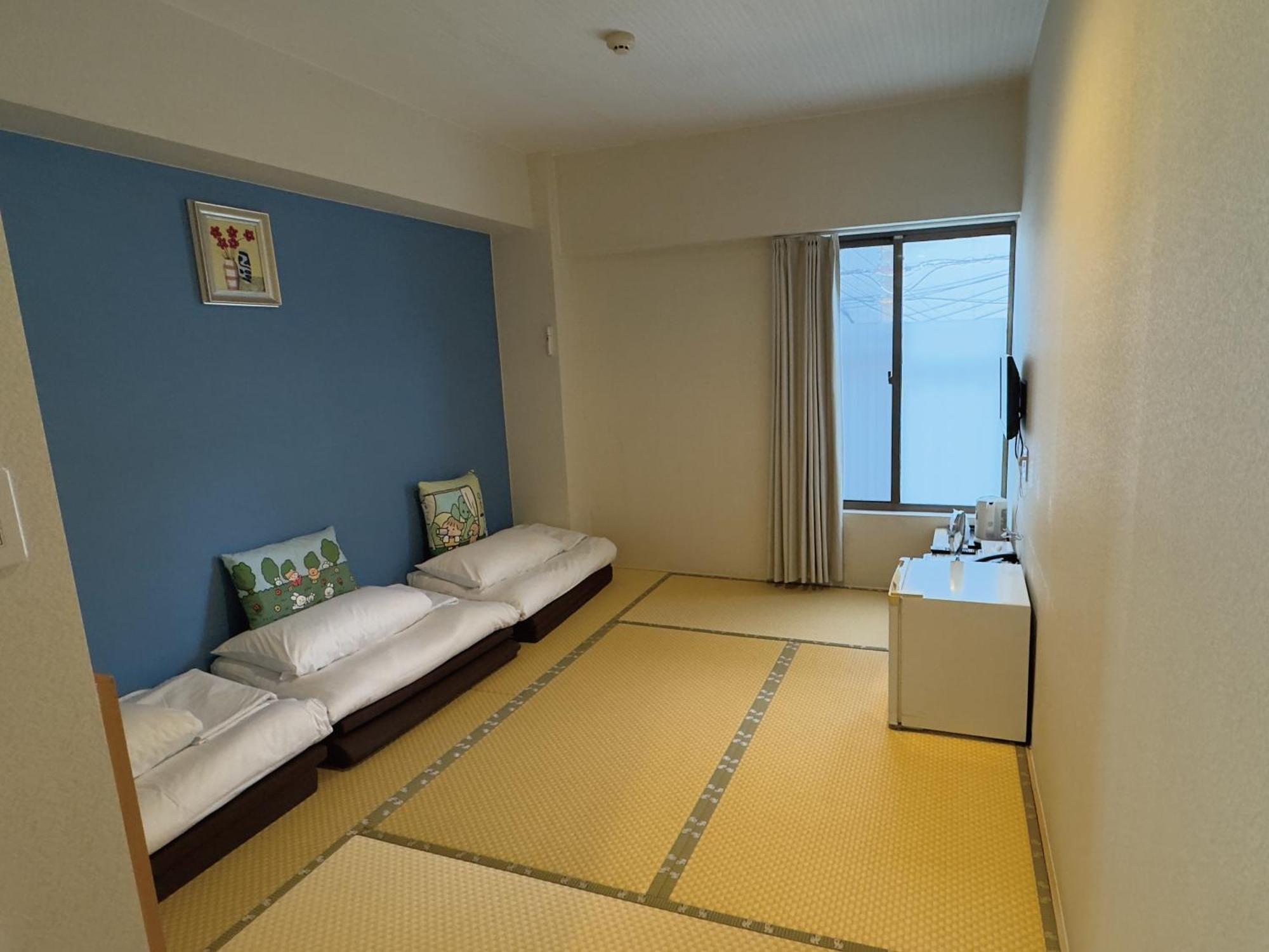 Victoria Hotel Naha Bagian luar foto