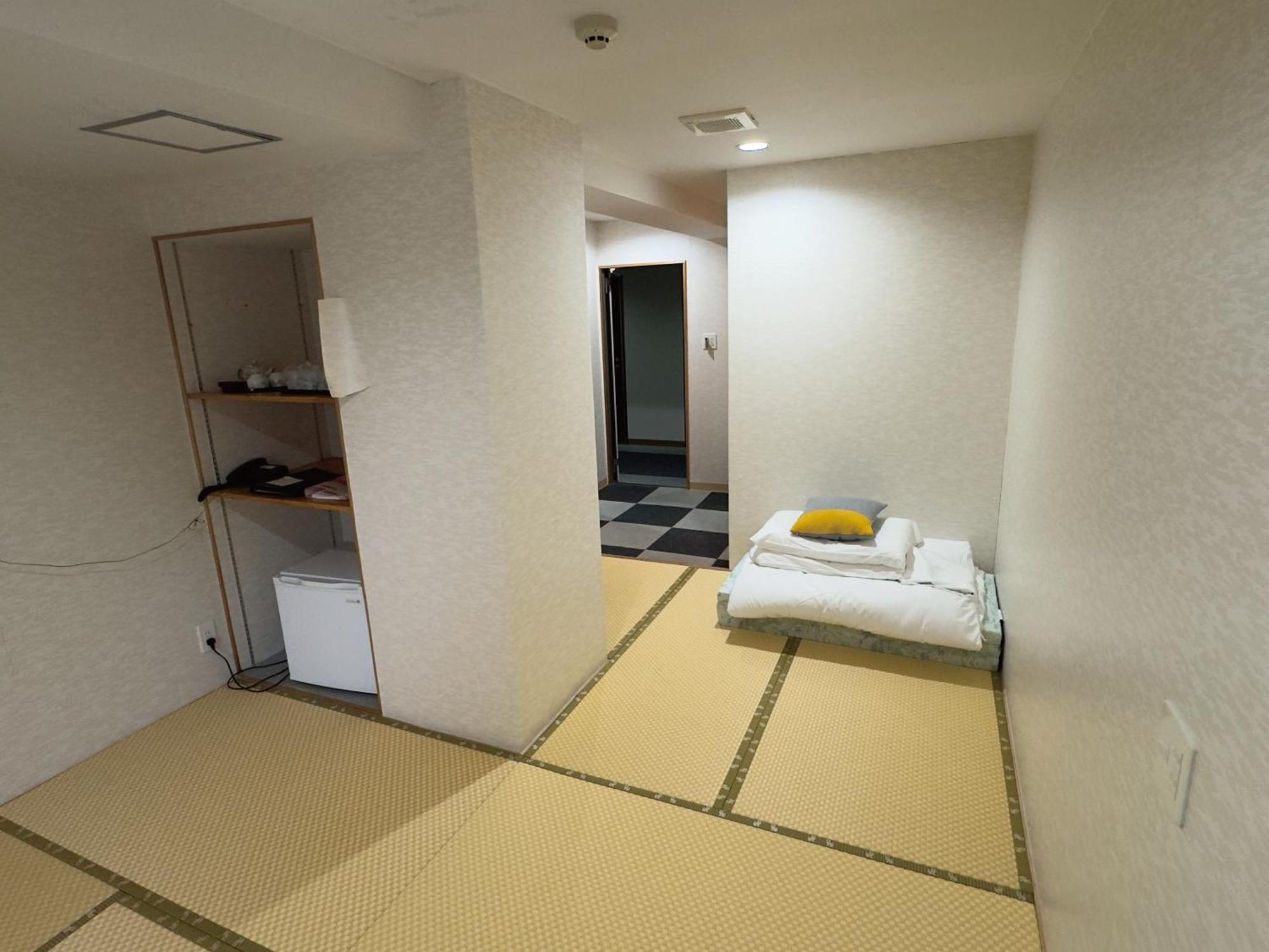 Victoria Hotel Naha Bagian luar foto