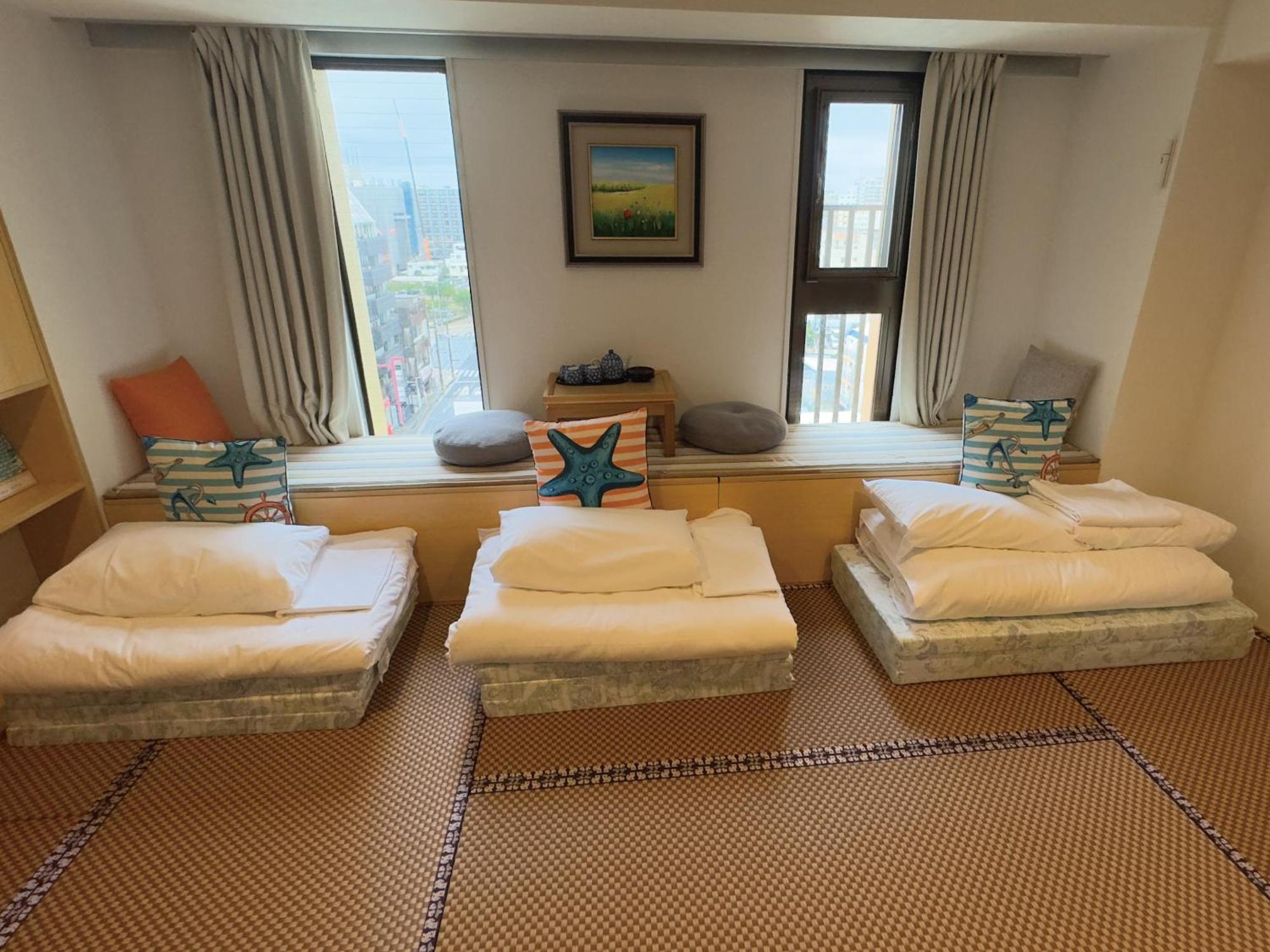 Victoria Hotel Naha Bagian luar foto