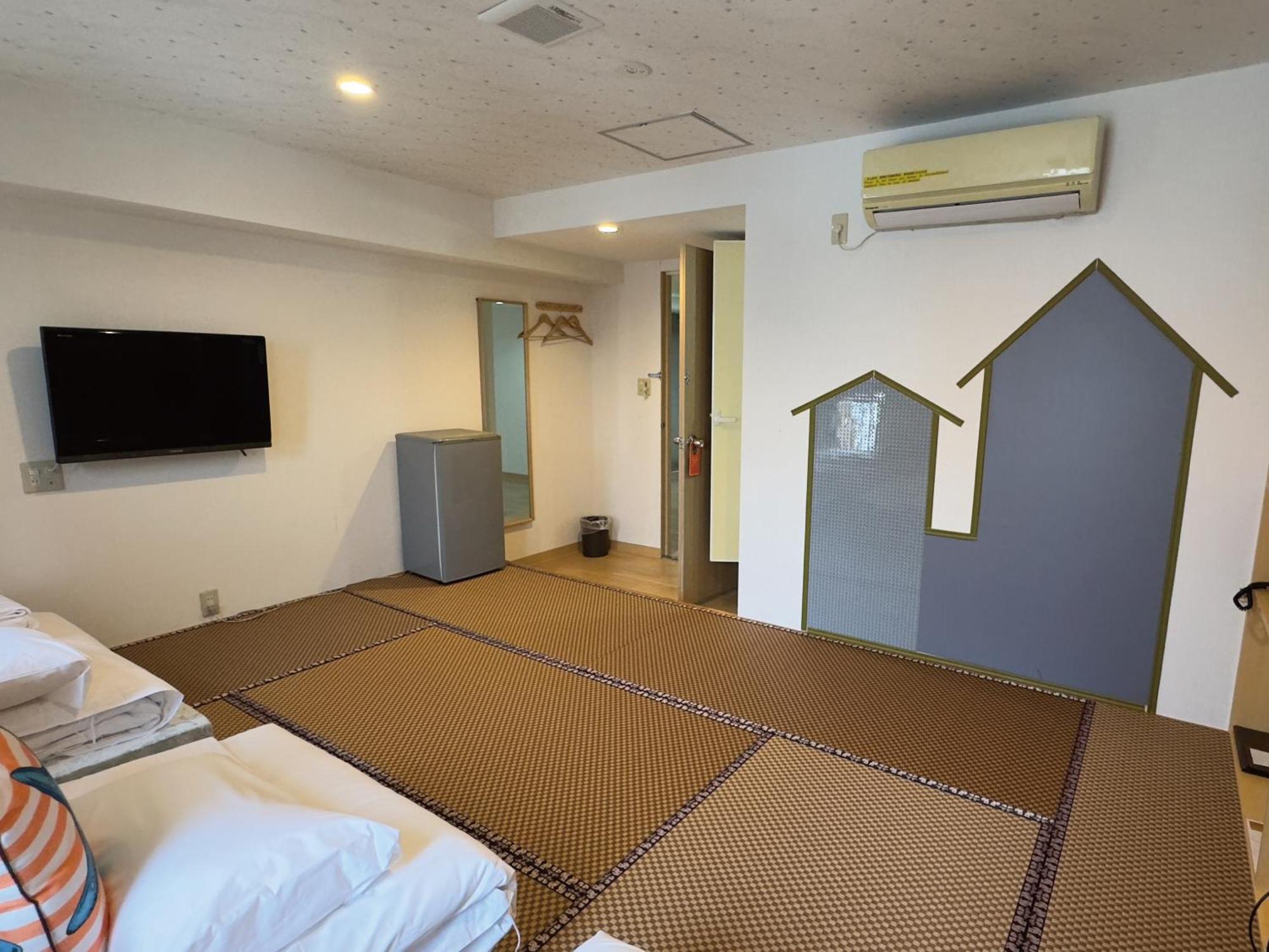 Victoria Hotel Naha Bagian luar foto