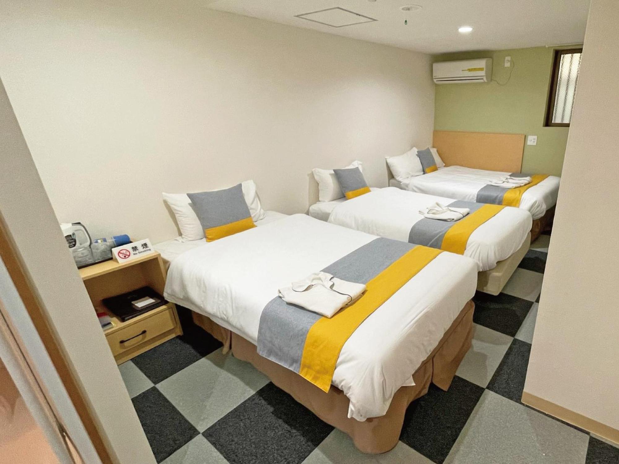 Victoria Hotel Naha Bagian luar foto