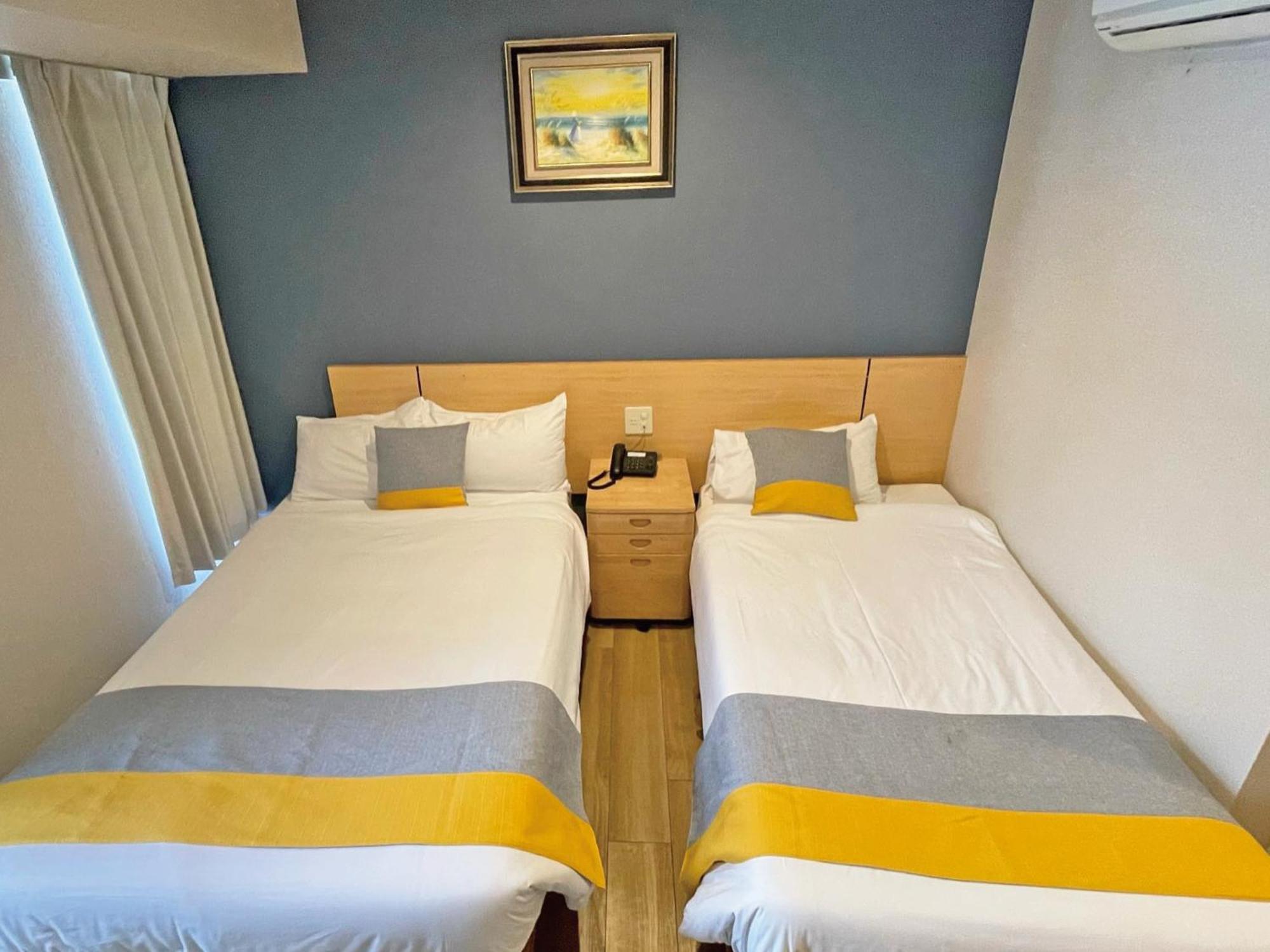 Victoria Hotel Naha Bagian luar foto
