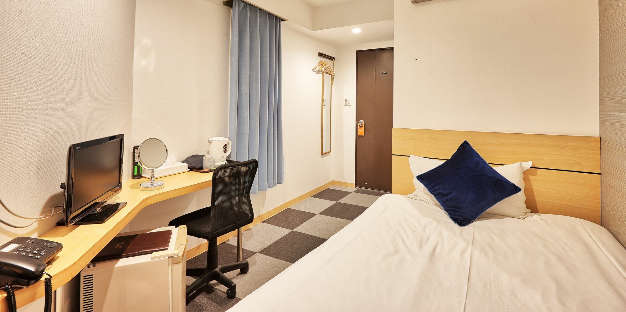 Victoria Hotel Naha Bagian luar foto