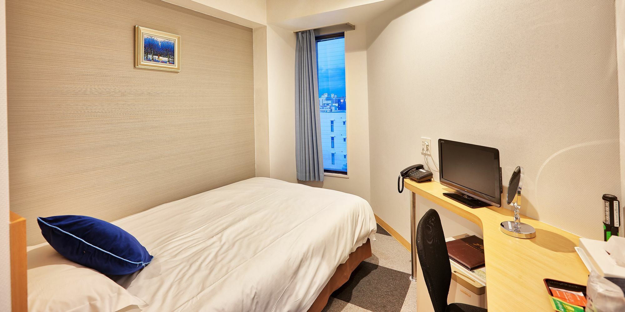 Victoria Hotel Naha Bagian luar foto