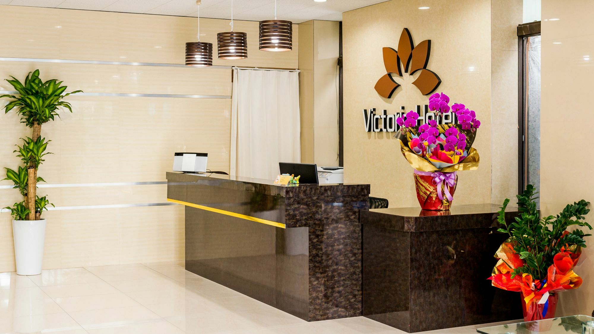 Victoria Hotel Naha Bagian luar foto
